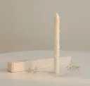 شمعة كلاسيكية أنيقة (كريمية)